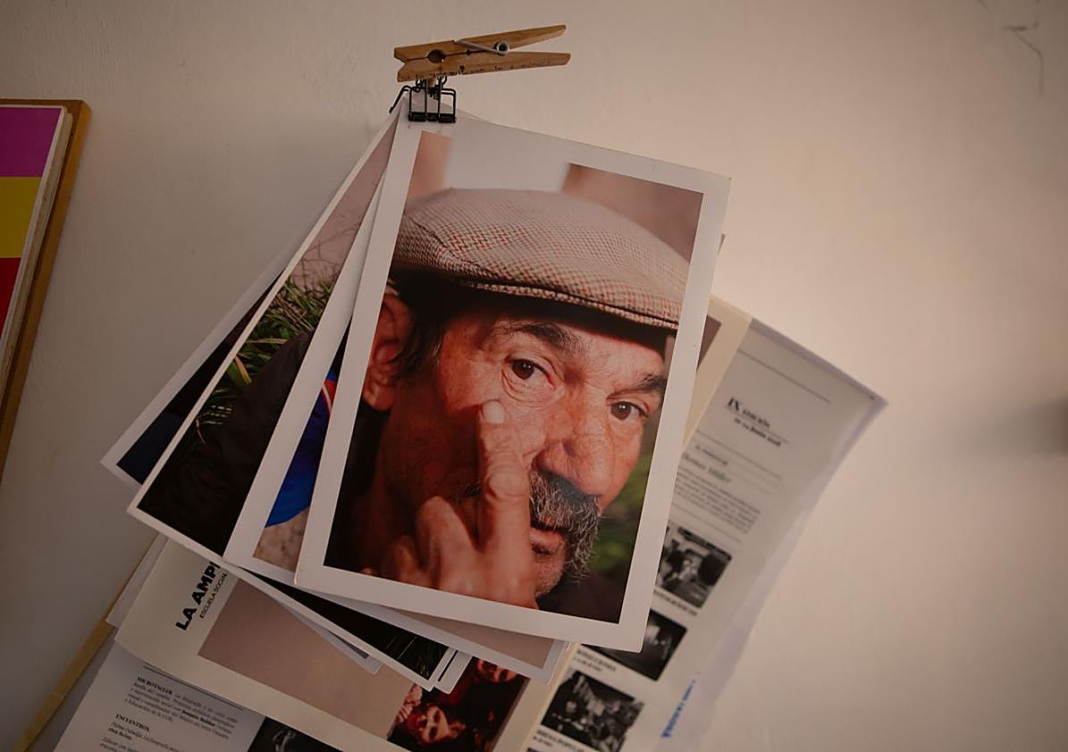 Imagen secundaria 1 - Escuela de fotografía La Ampliadora. 