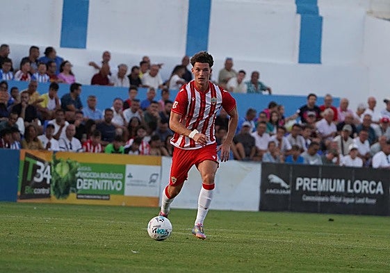 Dzodic jugando durante la pretemporada con la UD Almería