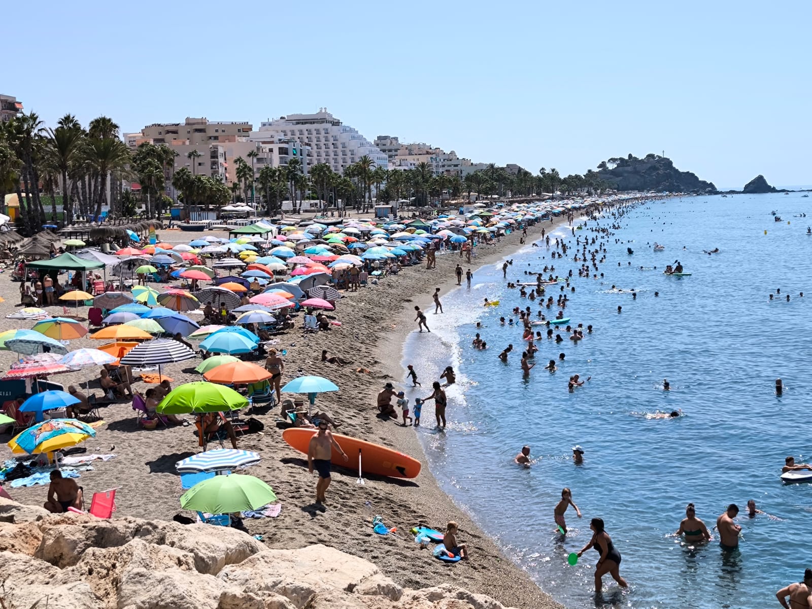 Ambientazo en la Costa para el puente