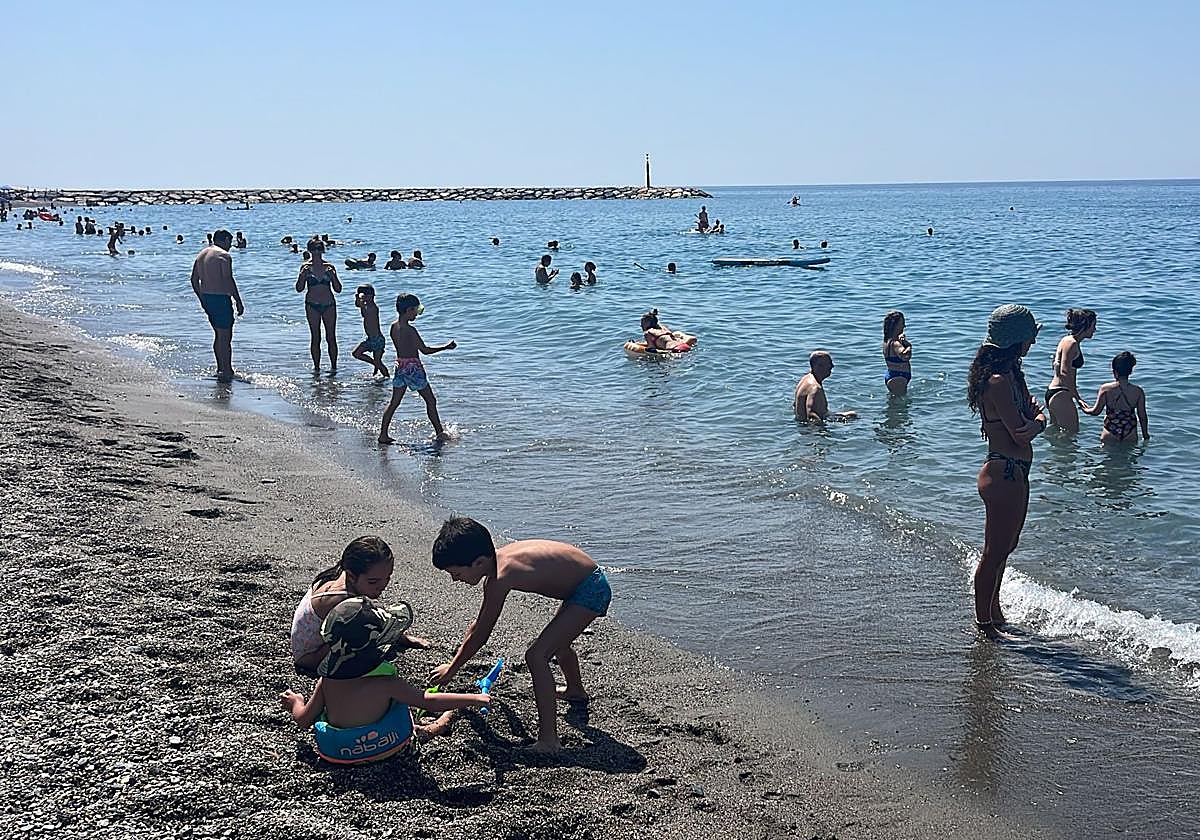 Ambientazo en la Costa para el puente
