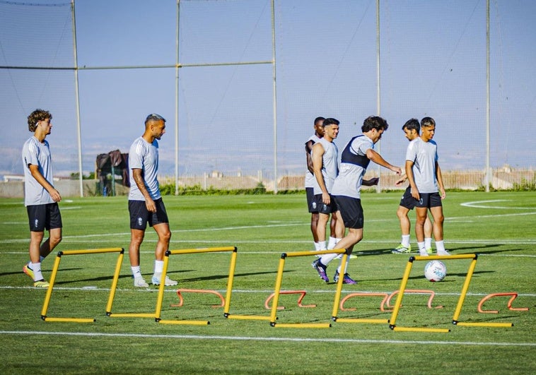 El Granada espera al Deportivo con Lucas Boyé como único lesionado