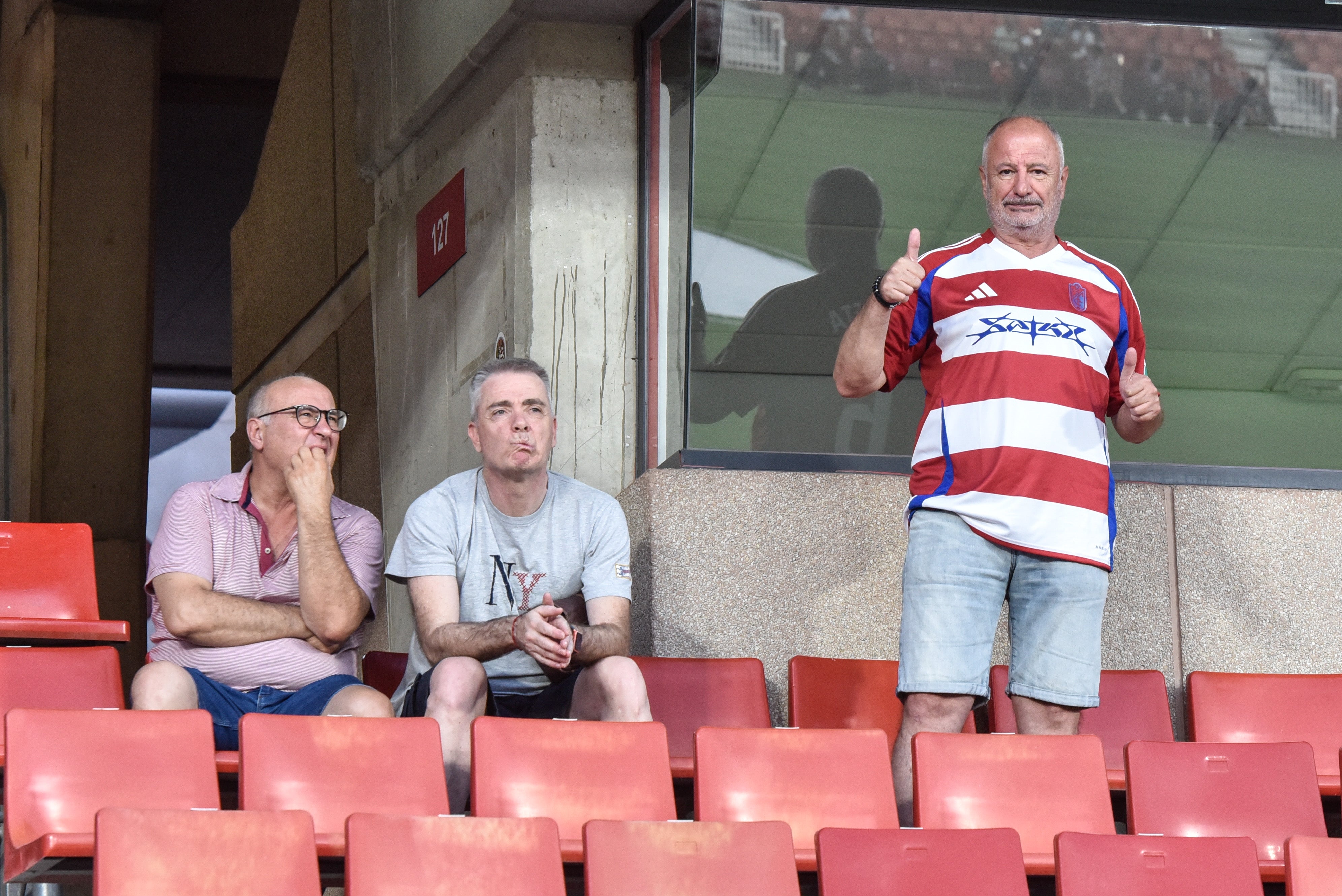 Encuéntrate en la grada del Granada-Depor