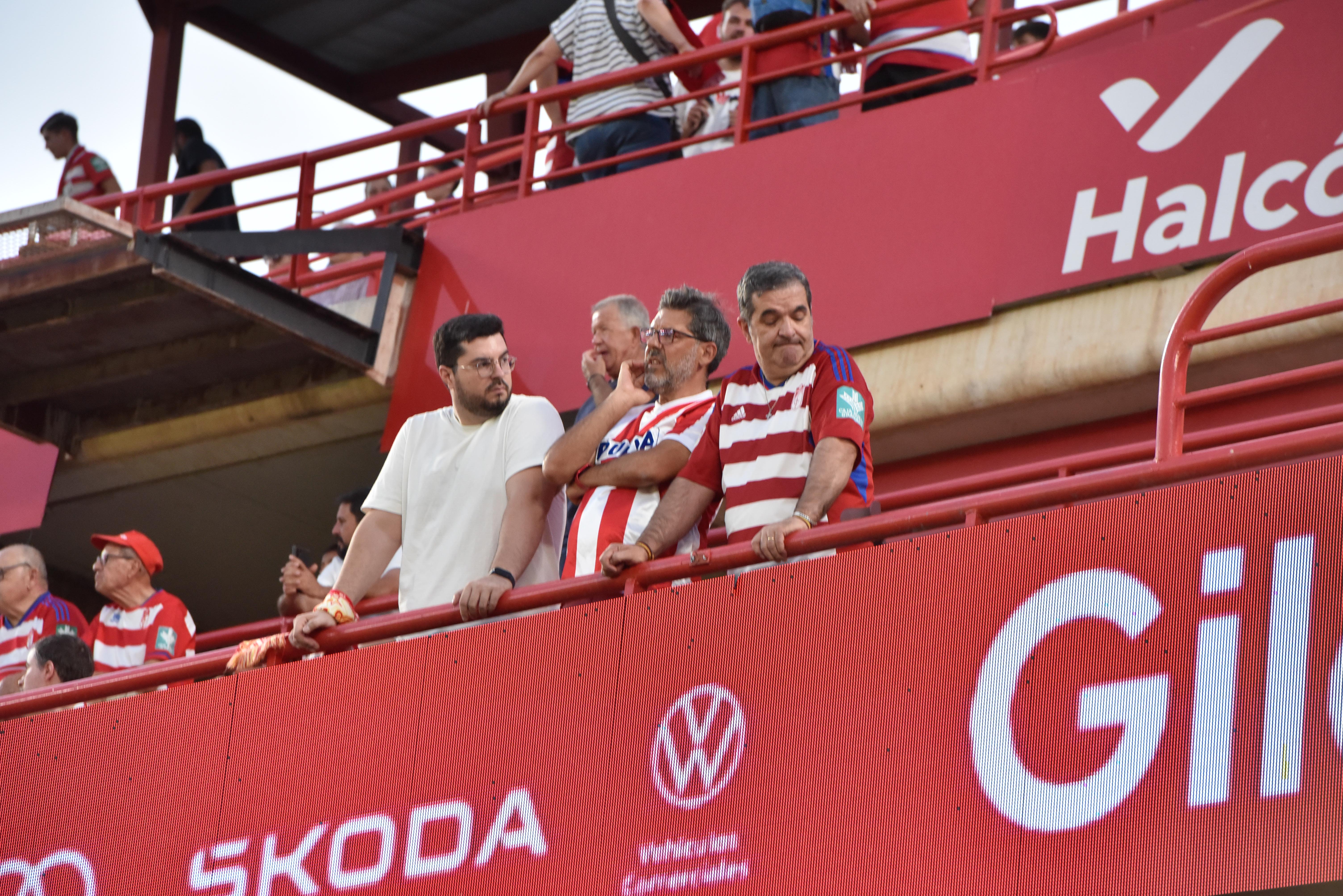 Encuéntrate en la grada del Granada-Depor