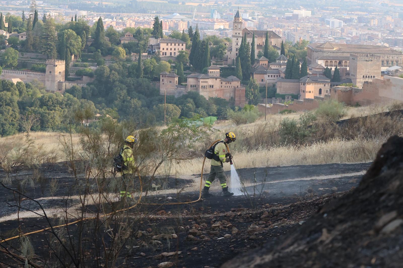 Las imágenes del incendio en San Miguel Alto