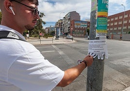 Anuncios de alquileres de pisos en la calle en Granada
