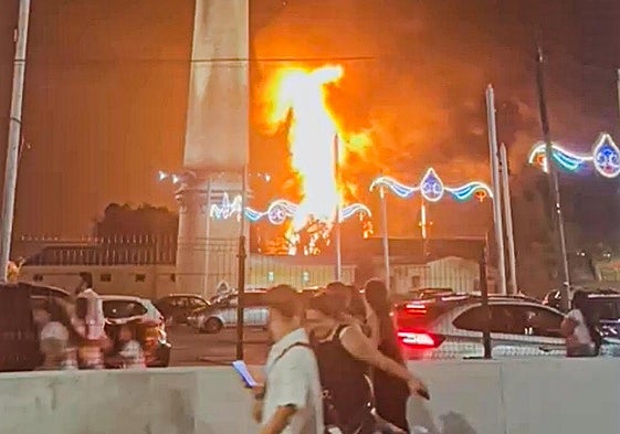 Imagen de un vídeo grabado por los vecinos en el momento del desalojo del ferial.