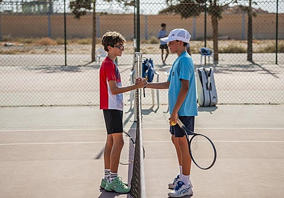 El deporte es competición, pero también gestos de amistad y las 100 Horas son un claro ejemplo
