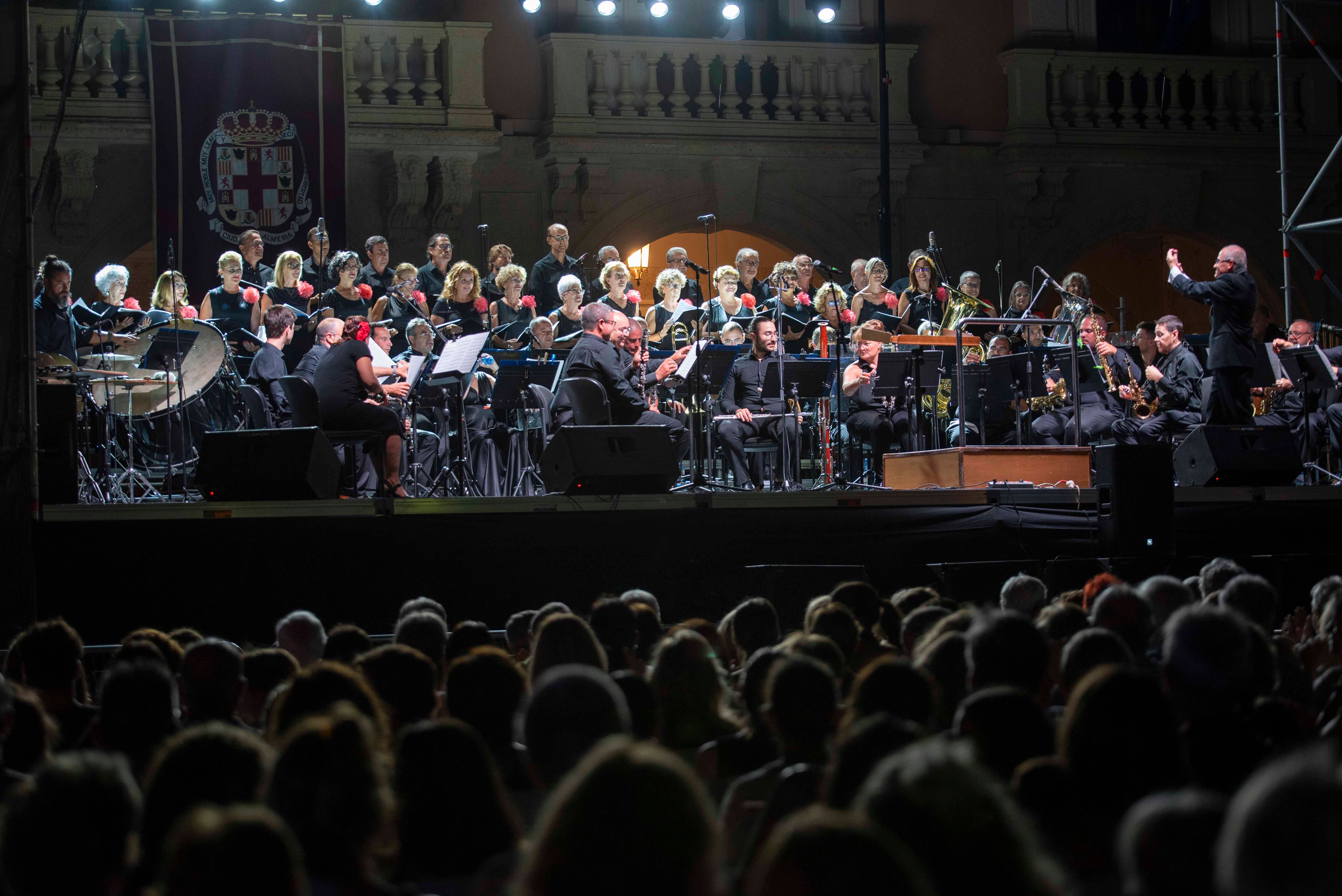 La Banda Municipal pondrá música al domingo de Feria con su tradicional concierto en la Plaza Vieja