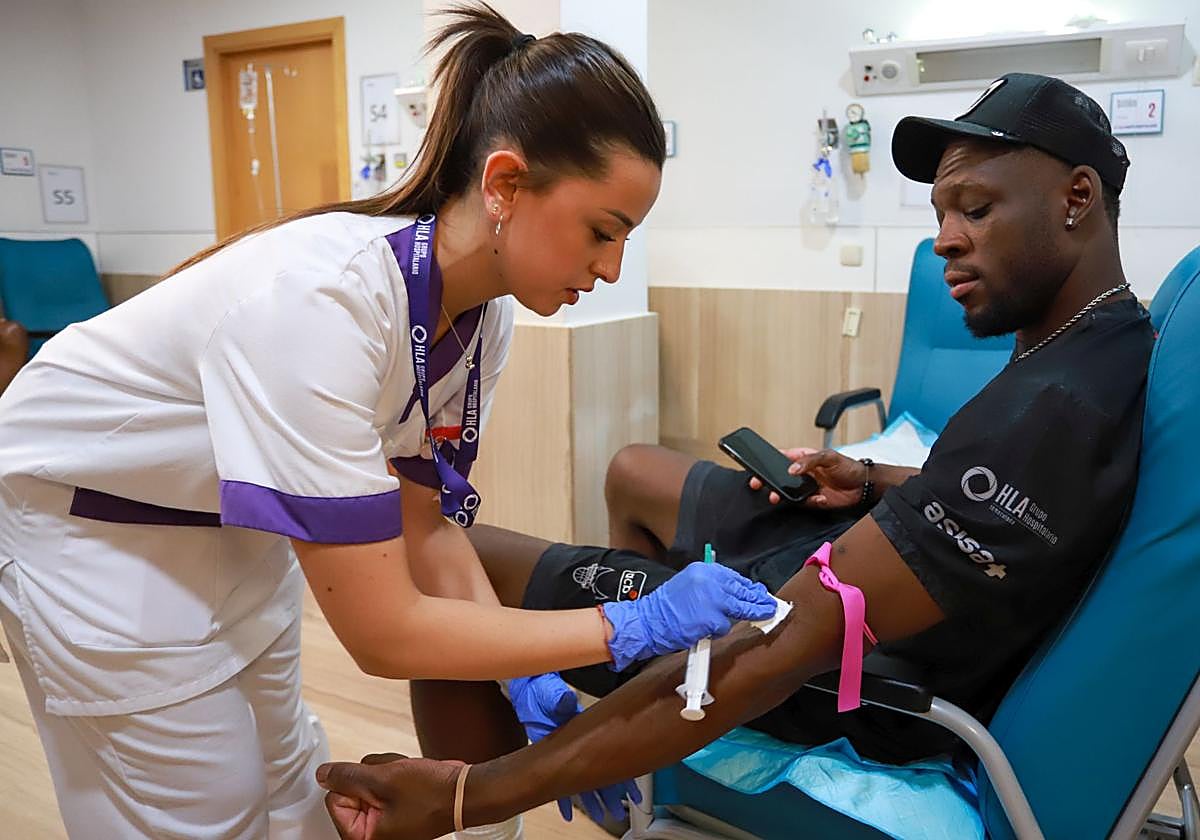 Reconocimientos médicos al Covirán.