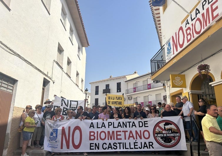 El pleno de Castilléjar rechaza la instalación de una planta de biogás
