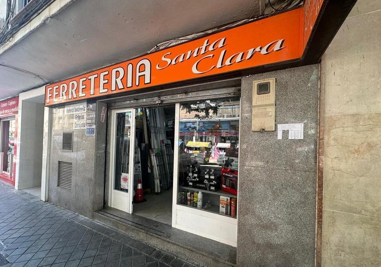 La ferretería que lleva medio siglo en el corazón del Zaidín
