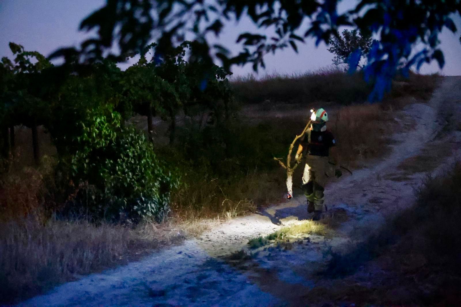 Desde dentro: Las imágenes del incendio de Benamaurel y Castilléjar