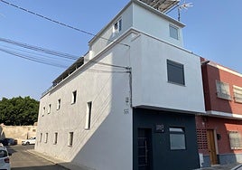 Fachada de este nuevo recurso de alojamiento para estudiantes en Almería.