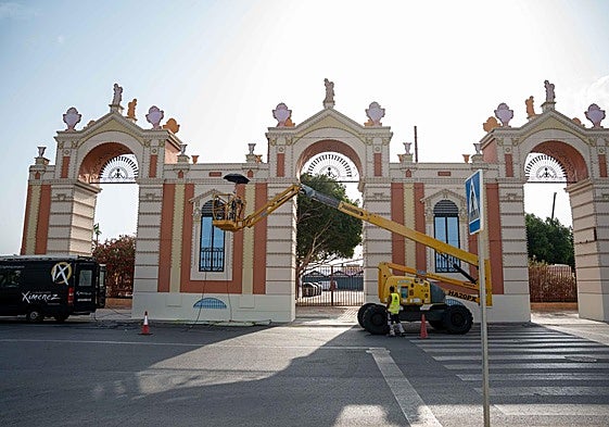 Portada del Recinto Ferial.