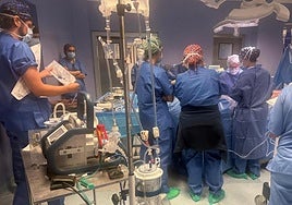 Operación en el hospital de Torrecárdenas.