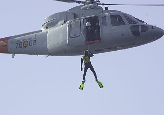 Imagen de archivo de un simulacro de rescate en la Costa de Granada.