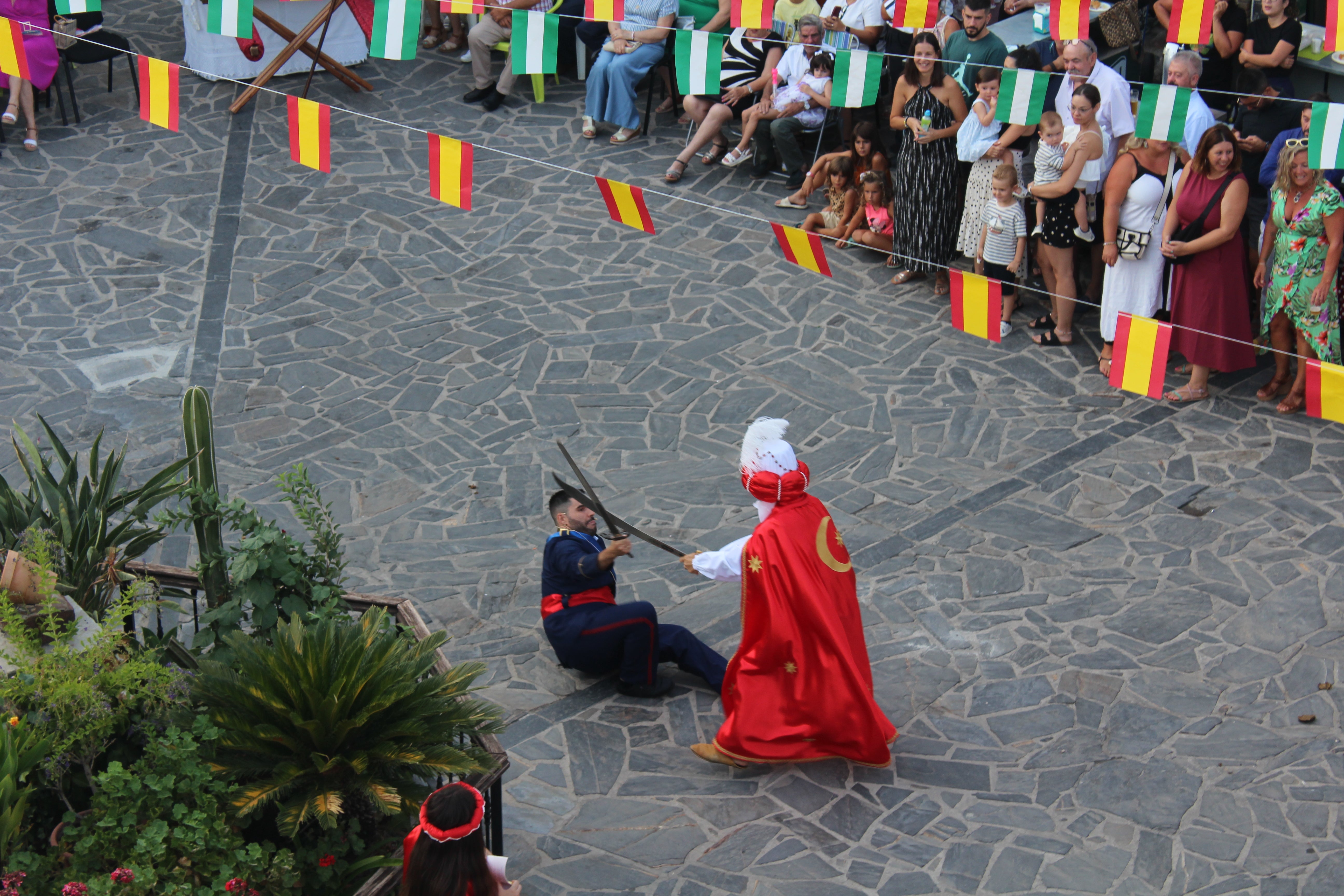 Velefique revive su pasión con los Moros y Cristianos, en imágenes