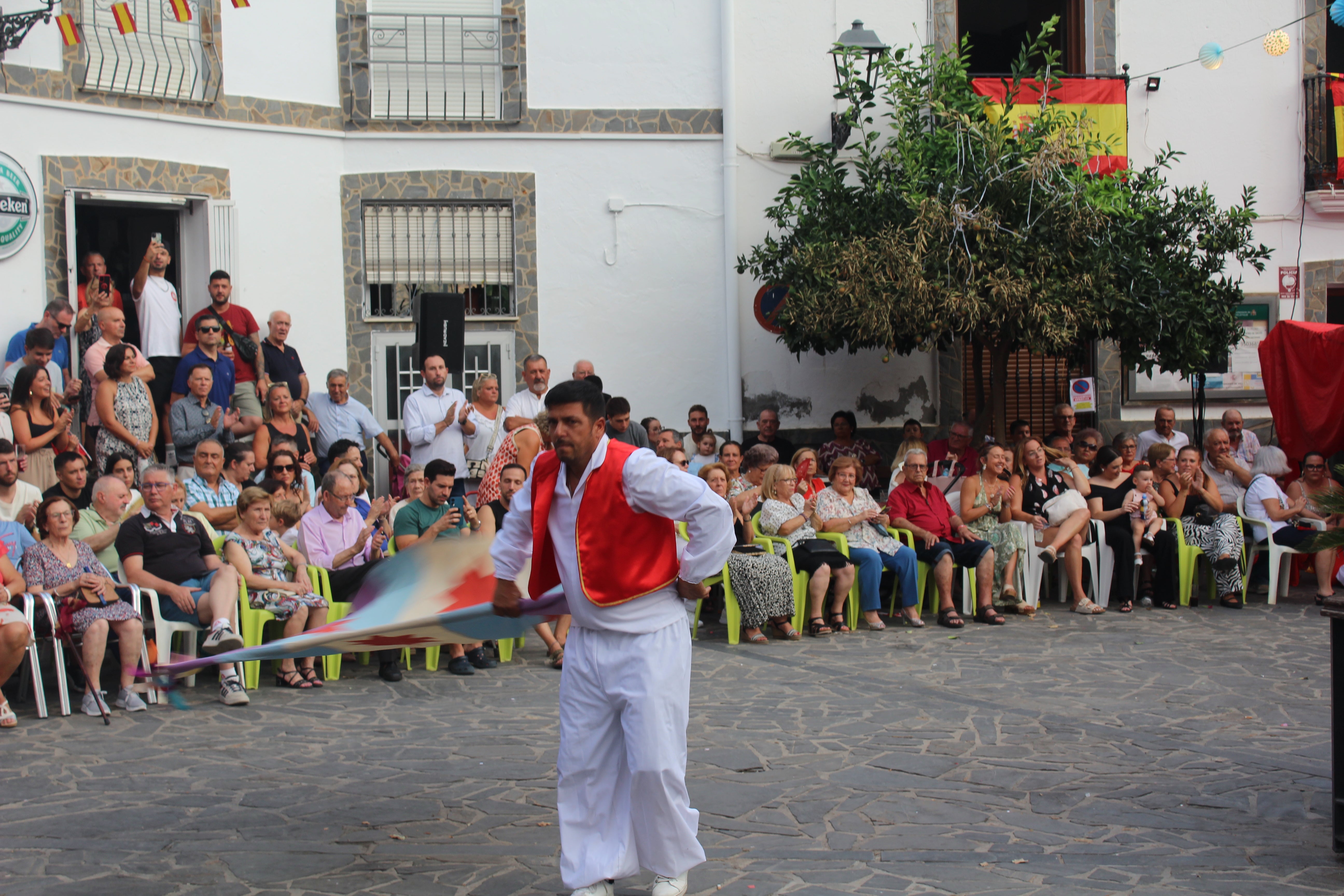 Velefique revive su pasión con los Moros y Cristianos, en imágenes