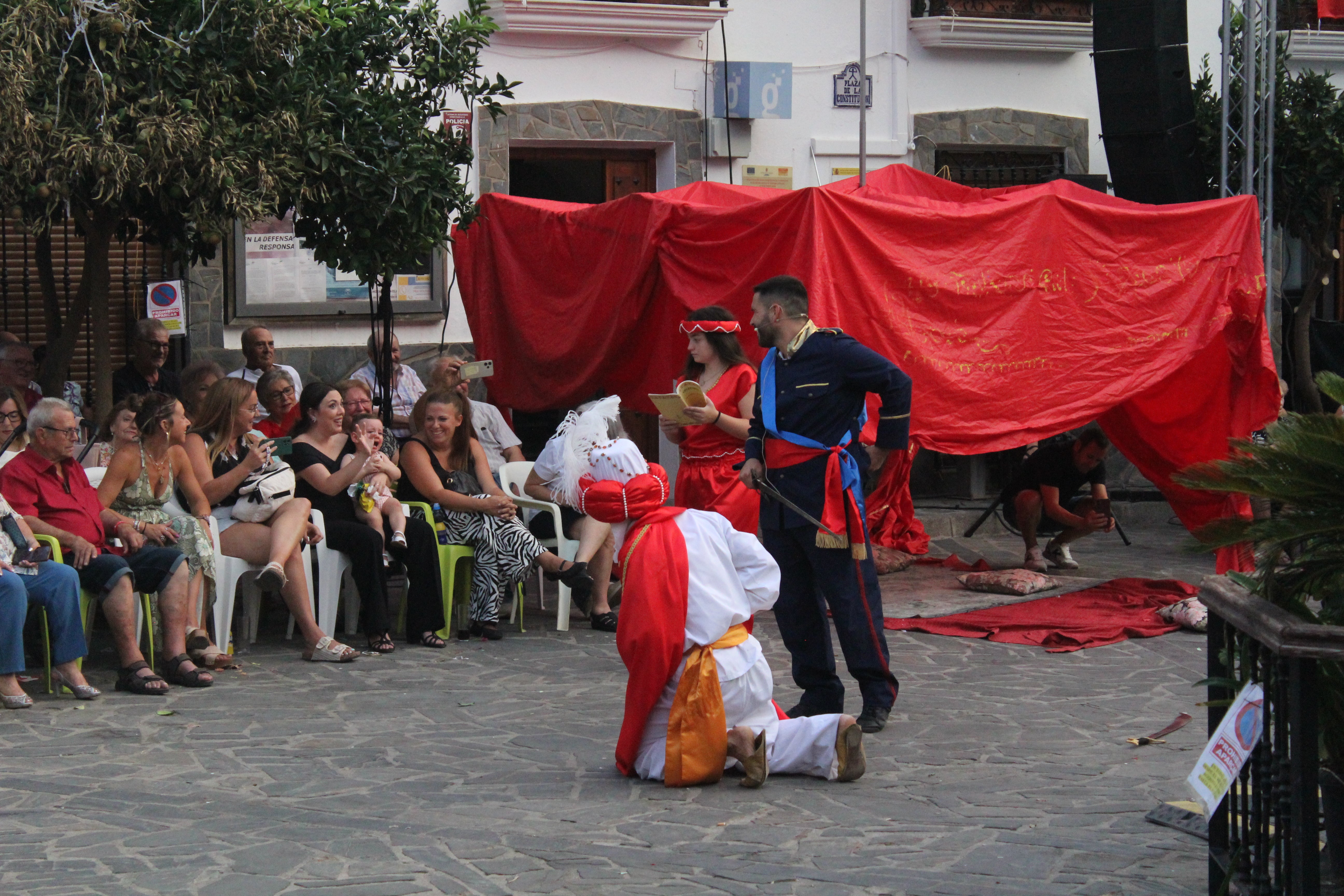 Velefique revive su pasión con los Moros y Cristianos, en imágenes