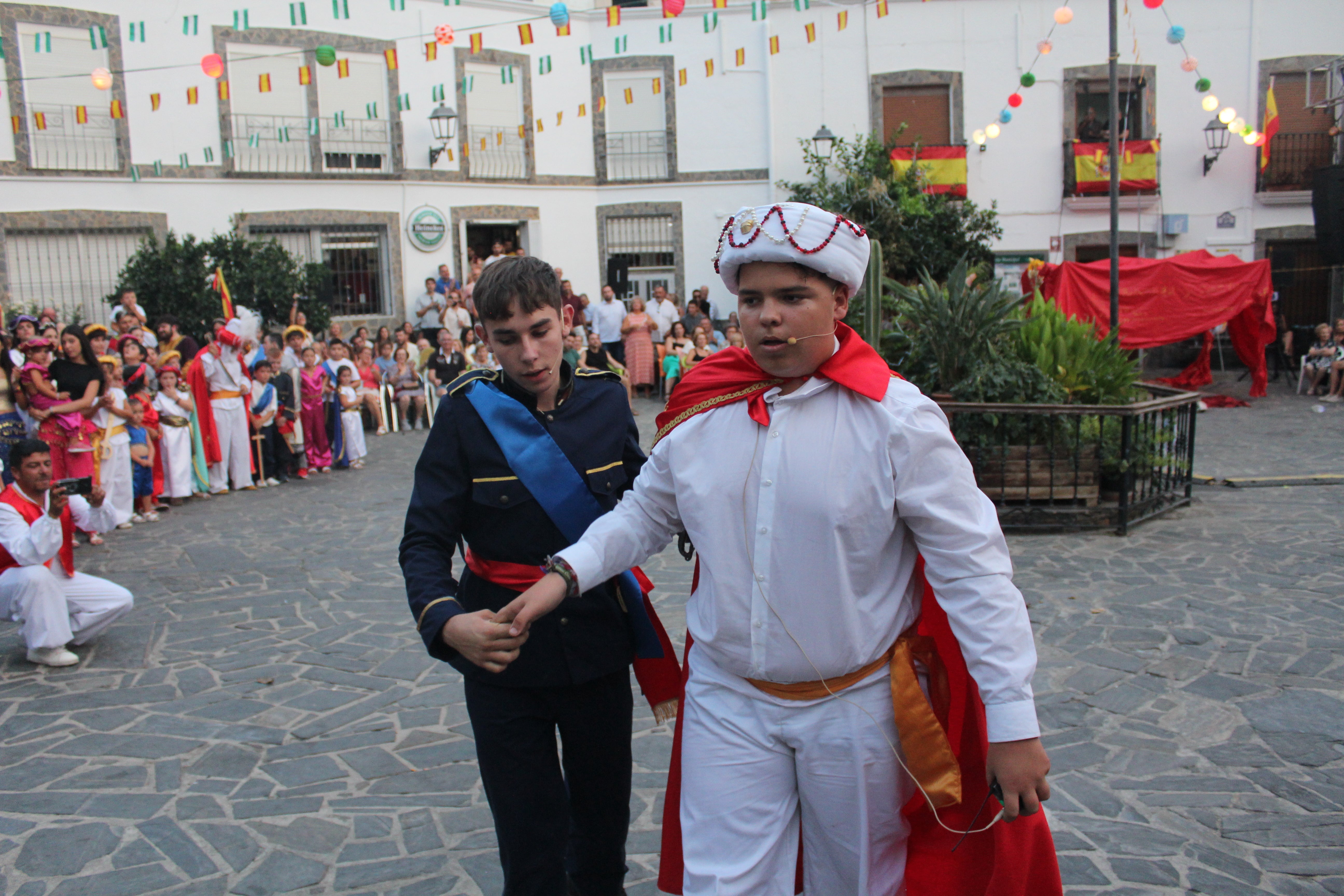 Velefique revive su pasión con los Moros y Cristianos, en imágenes