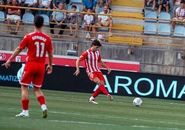 Bonini jugando contra la Cultural Leonesa
