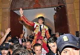 Curro Díaz en una de sus tardes gloriosas en el coso de Santa Margarita.