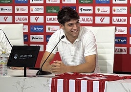 Bonini durante su presentación como rojiblanco