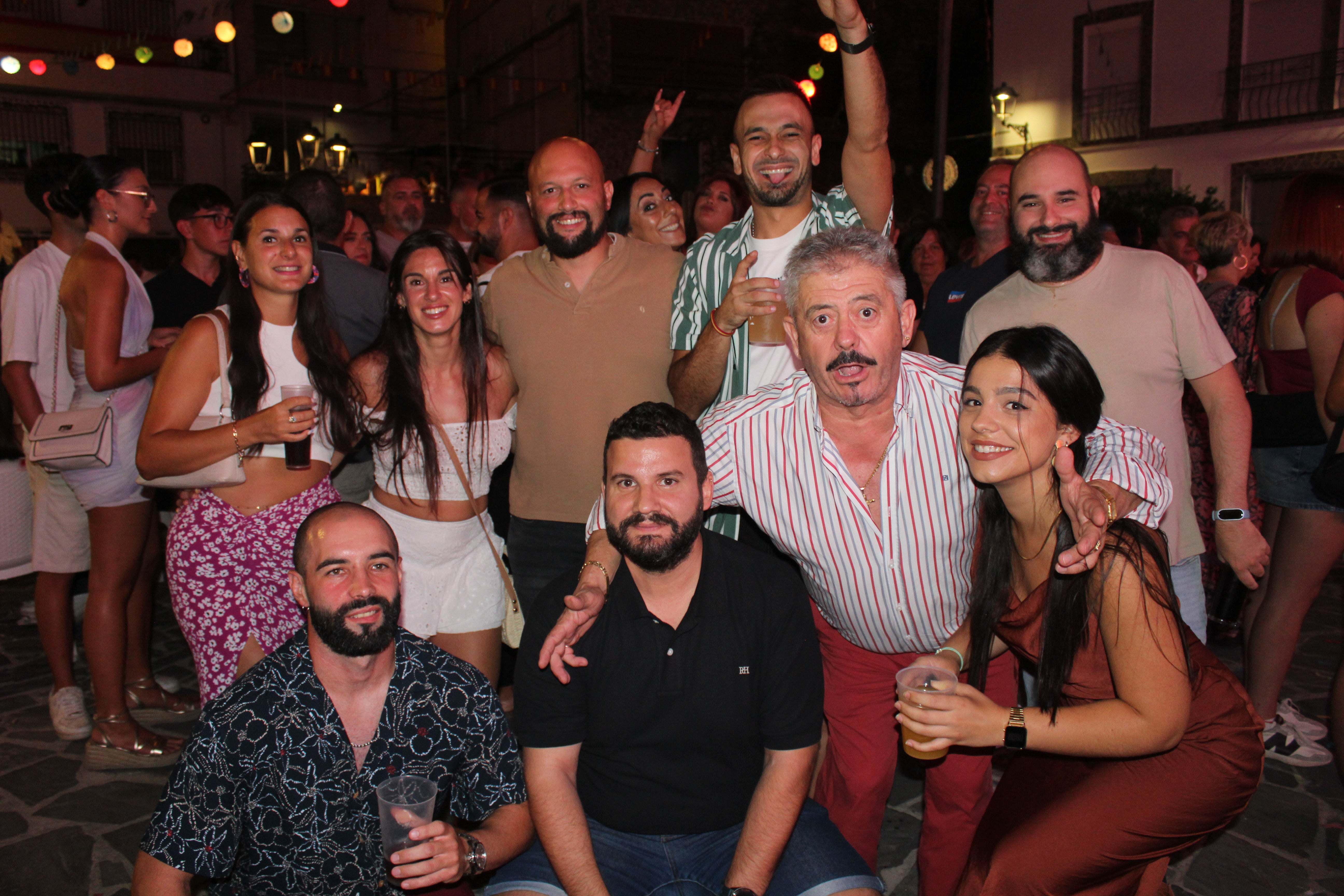 Velefique disfruta de baile y de la familia por sus fiestas, en imágenes