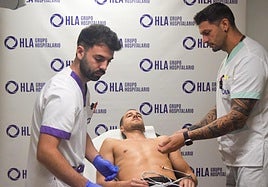 Matt Thomas acaba de pasar el reconocimiento médico del Covirán en el Hospital La Inmaculada.