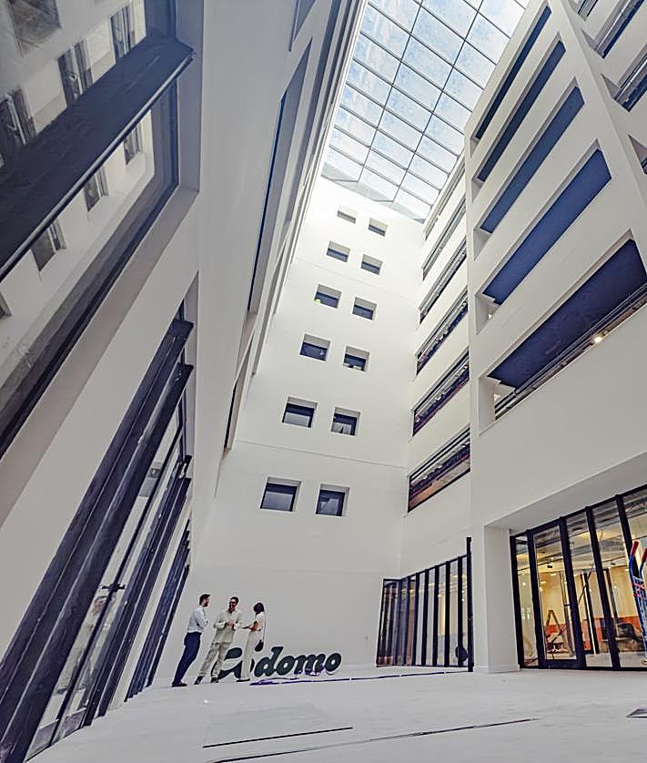 Imagen secundaria 2 - El exterior de Codomo, en el PTS.