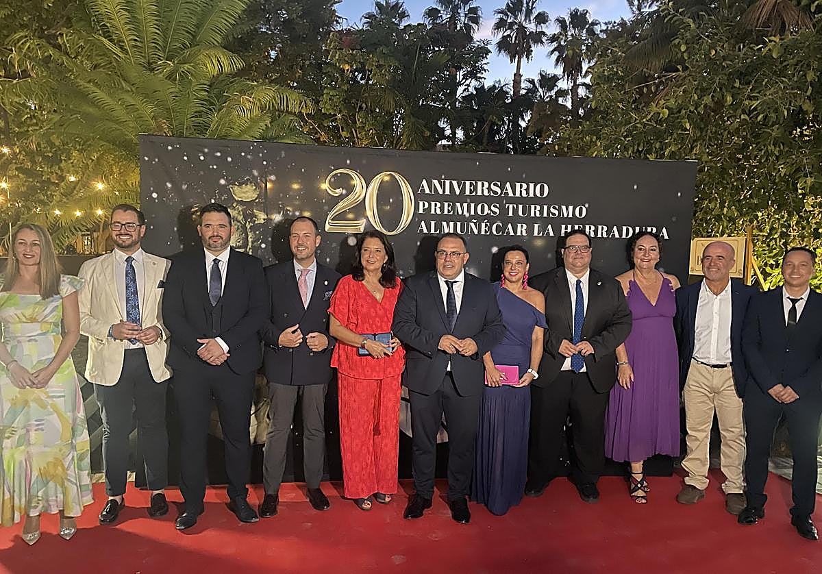 La Hermandad Virgen de la Antigua, hotel Los Fenicios y Modas Joana, Premios Turismo de Almuñécar