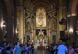 Las imágenes de la ofrenda floral a la Virgen del Mar