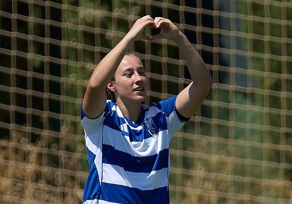 Sonya Keefe, en la celebración de uno de sus goles.