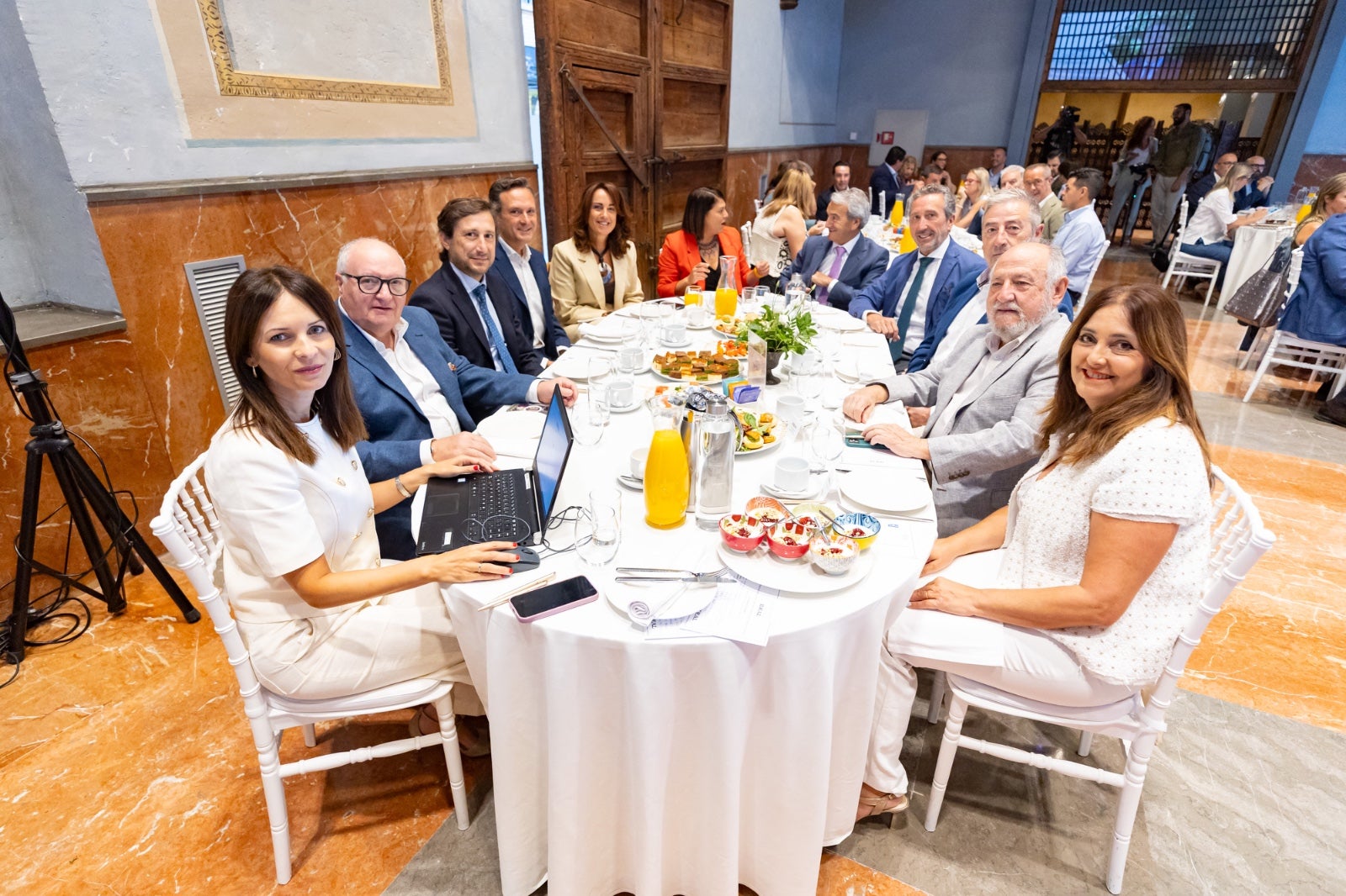 El foro informativo con el ministro Luis Planas, en imágenes