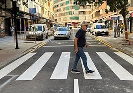 Coches circulando por Emperatriz Eugenia este jueves