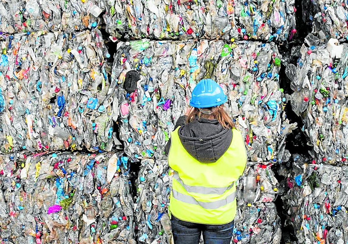 Planta de reciclaje de envases de plásticos