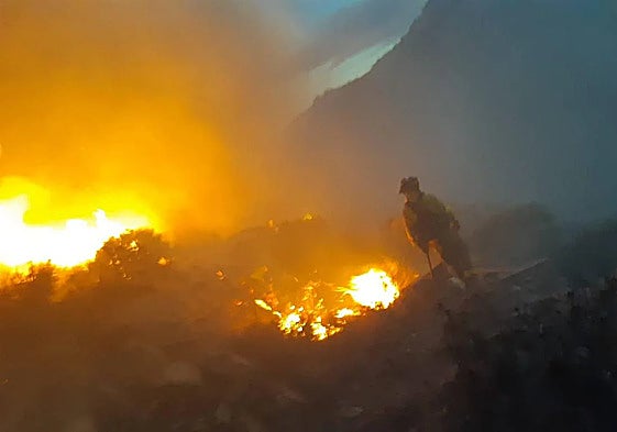 El Infoca da por extinguido el incendio forestal de Lubrín tras 12 días ardiendo