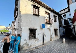 Estado actual de la Casa de los Mascarones, en un estado de conservación muy deficiente.