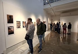 Exposición de fotografías de la Semana Santa de Granada presentadas en el último concurso.