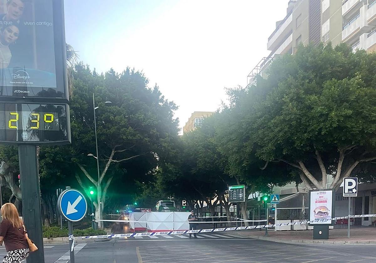 Muere una mujer atropellada por un autobús en la Rambla | Ideal