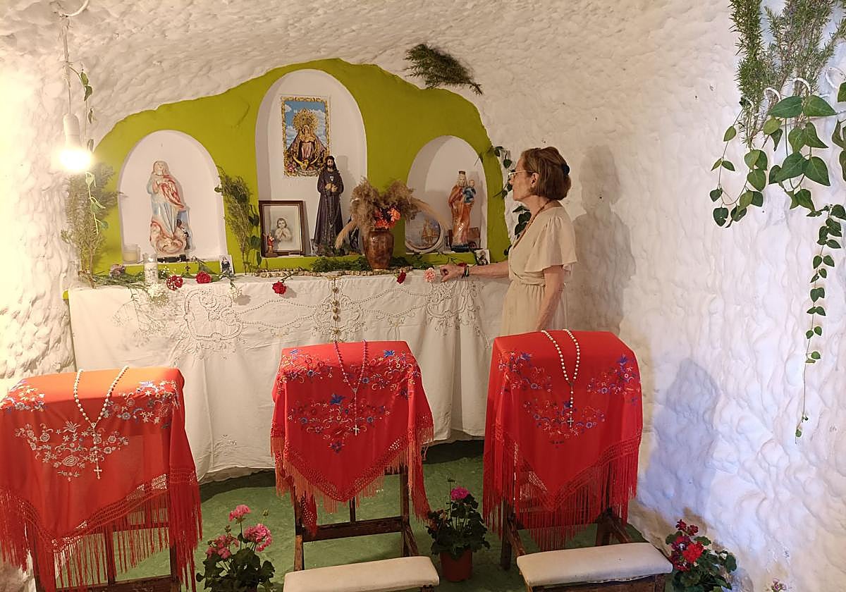 Capilla en la Plaza 'Dama de Baza'.