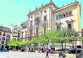Ayuntamiento de Jaén, en la plaza de Santa María, en una imagen de archivo.