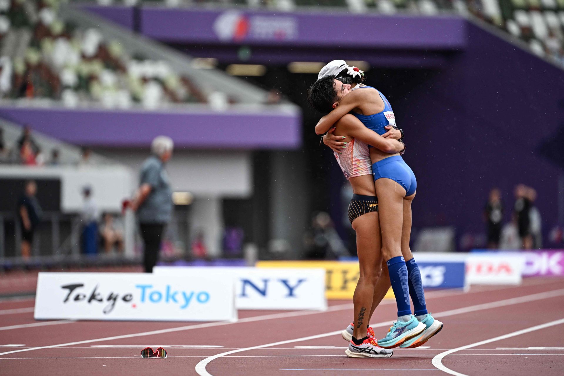 Las imágenes de la granadina María Pérez como campeona del mundo