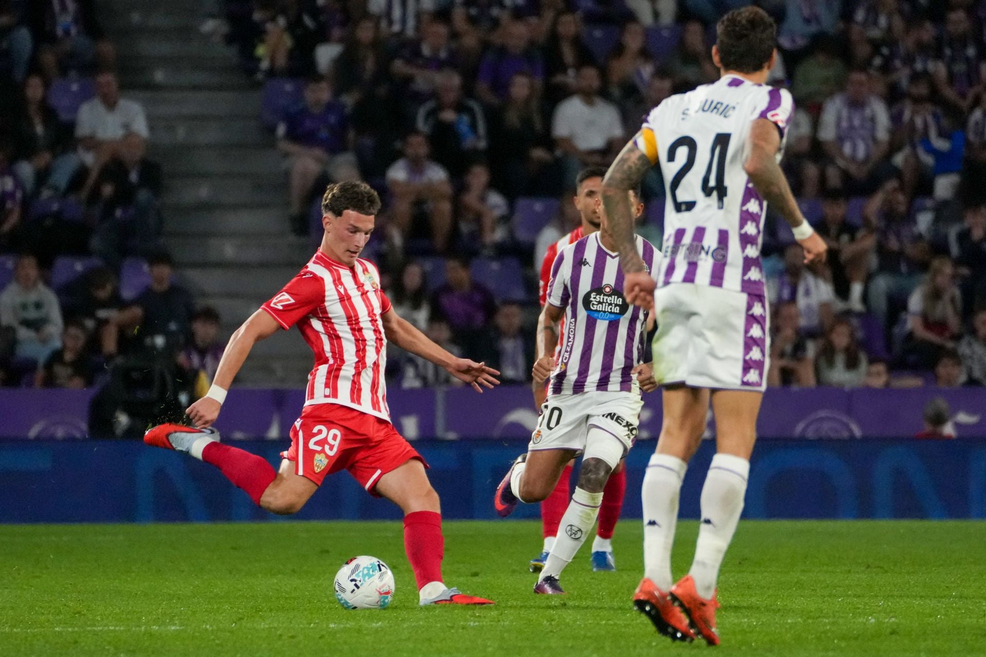 El Almería, prisionero de su propio merecimiento