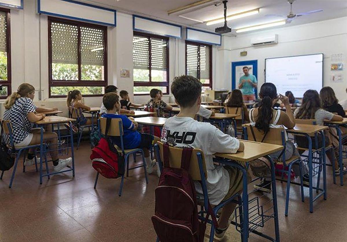 Imagen de una clase de instituto, de archivo.