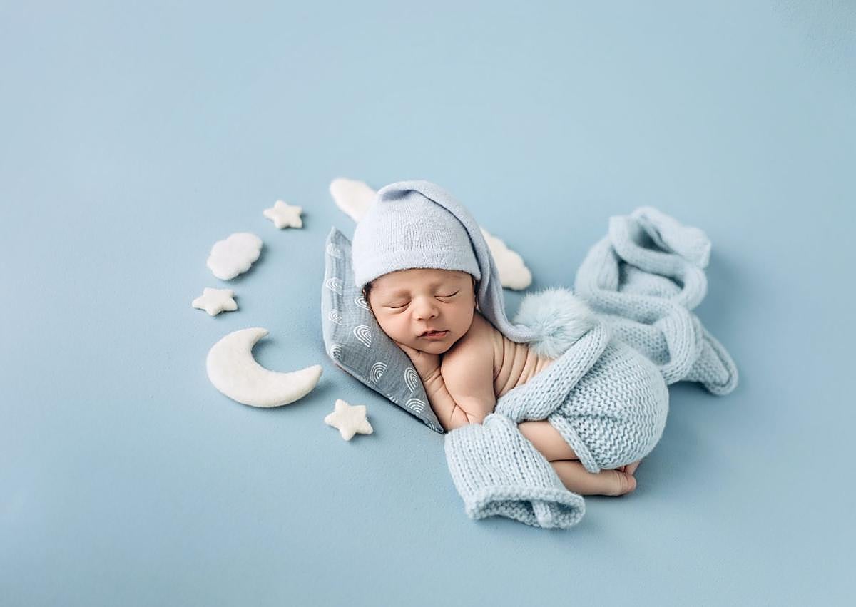Imagen secundaria 1 - La fotógrafa de bebés que triunfa con las &#039;smash cakes&#039; en Granada