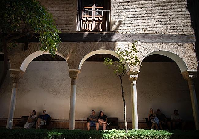 Arcos y balcón que aparecen en la obra de Sorolla.