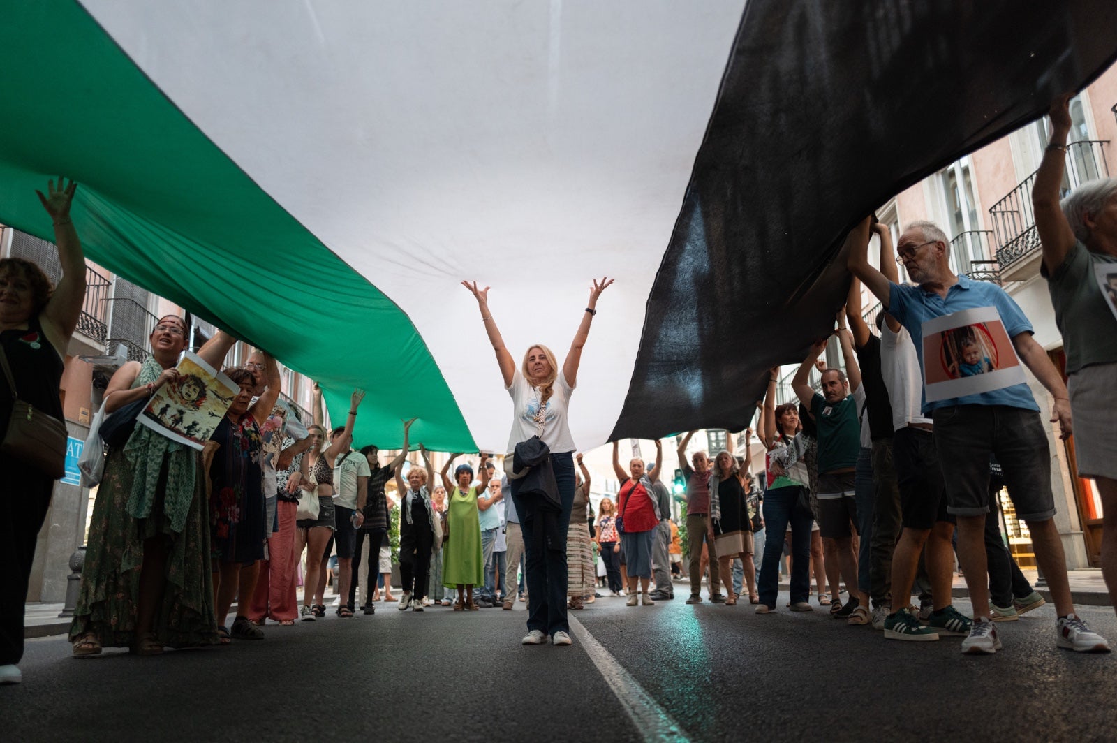 Las imágenes de la marcha en Granada contra el genocidio en Gaza