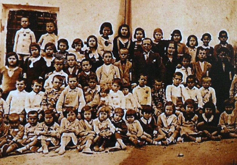 La primera escuela que tuvo un pueblo de Granada gracias a la generosidad del marqués de Lerma