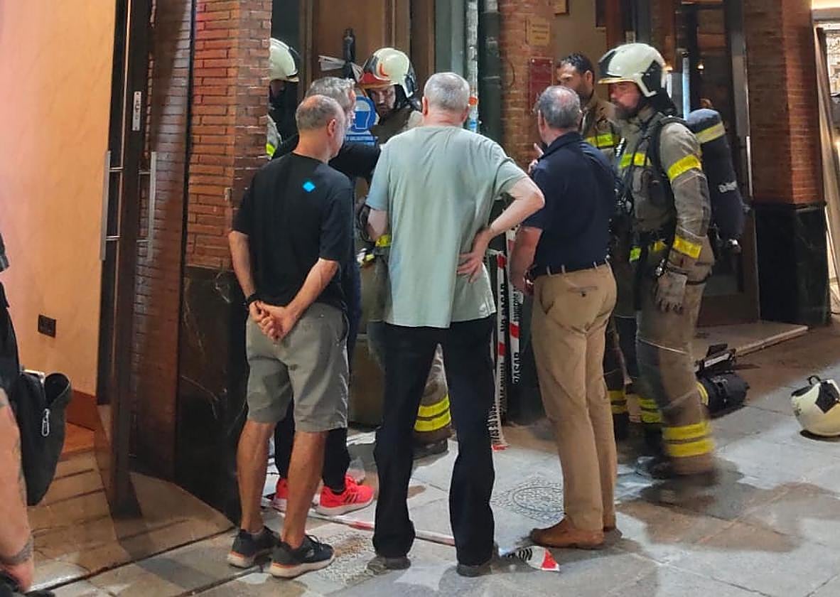 Incendio en un bloque de la plaza Bib-Rambla.